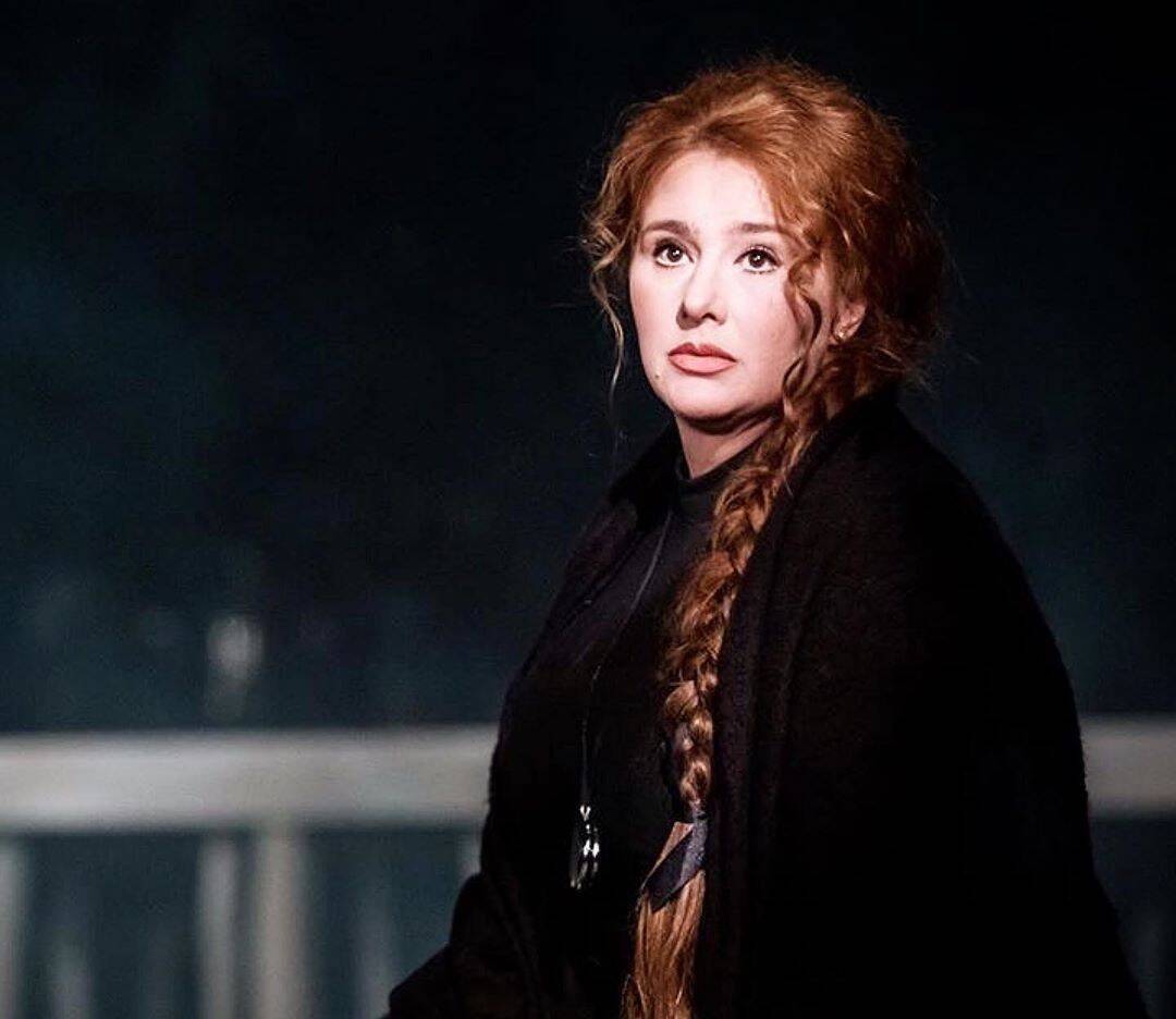 Куварзина на сцене театра