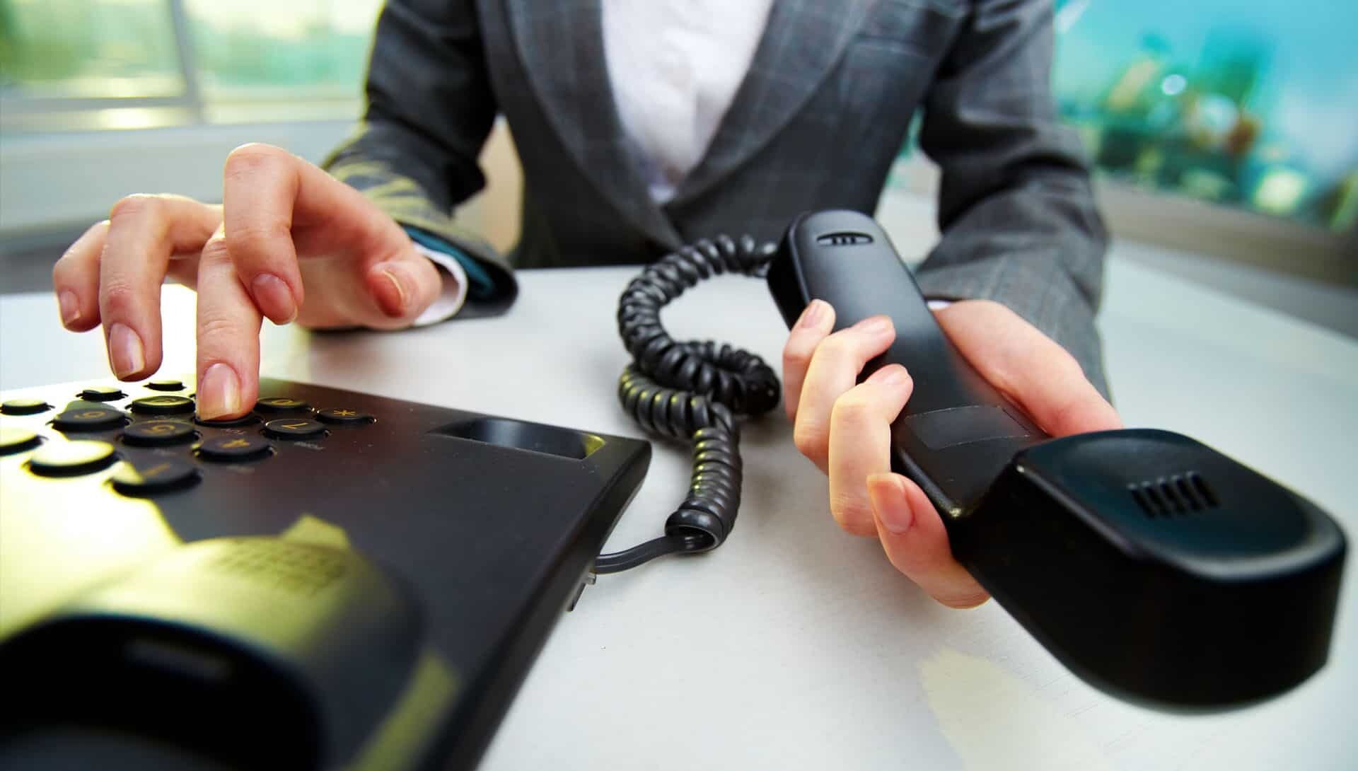 Фінансові компанії турбують дзвінками з різних номерів. Фото "Банкротство-физических.рф"