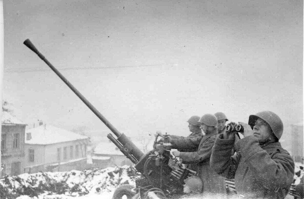 Оборона столицы после битвы за Киев в 1943 году