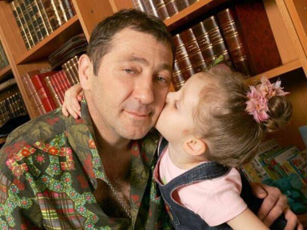 Григорій Лепс з молодшою дочкою