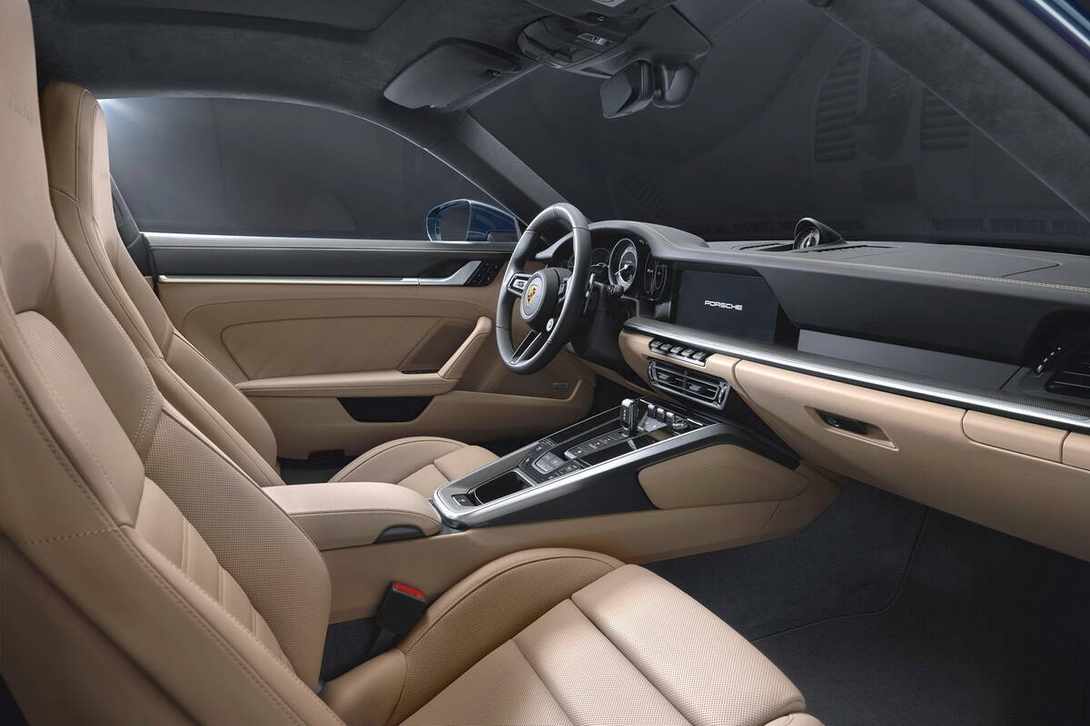 2021 Porsche 911 Turbo. фото: