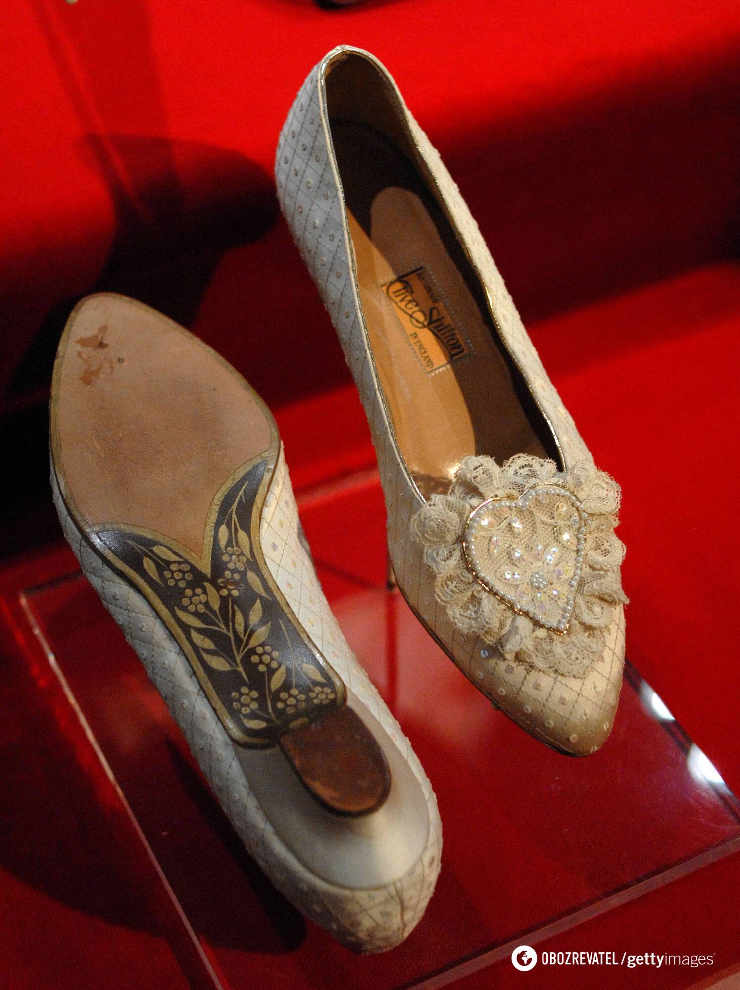 Весільні туфлі принцеси Діани