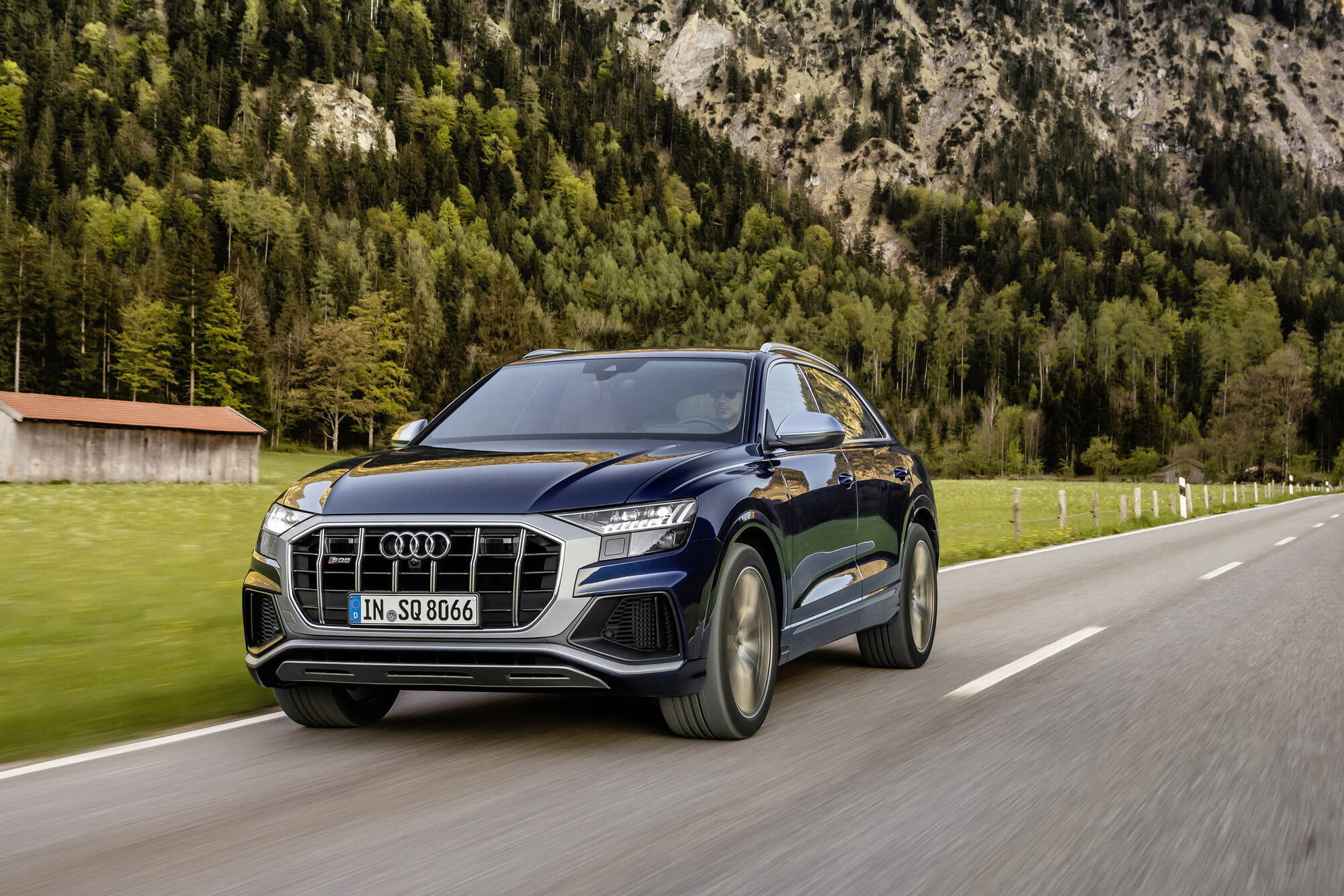 2021 Audi SQ8. фото: