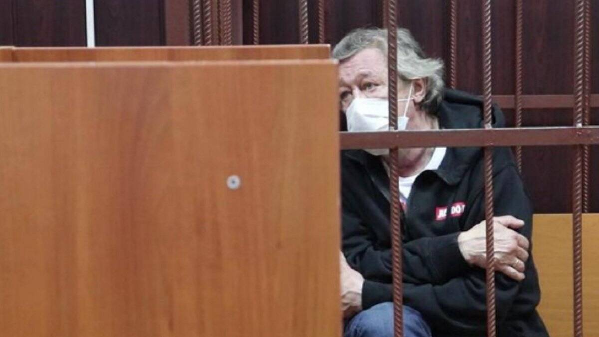 Суд по делу о ДТП с Ефремовым начнется в начале августа