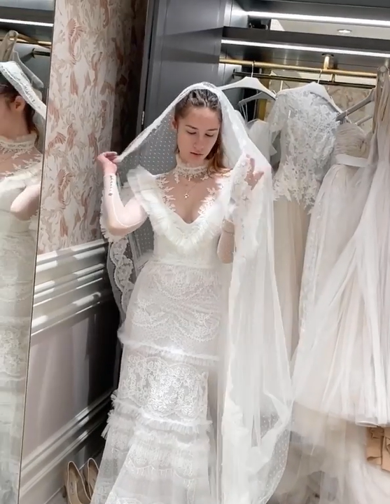 18-річна дочка Нємцова виходить заміж