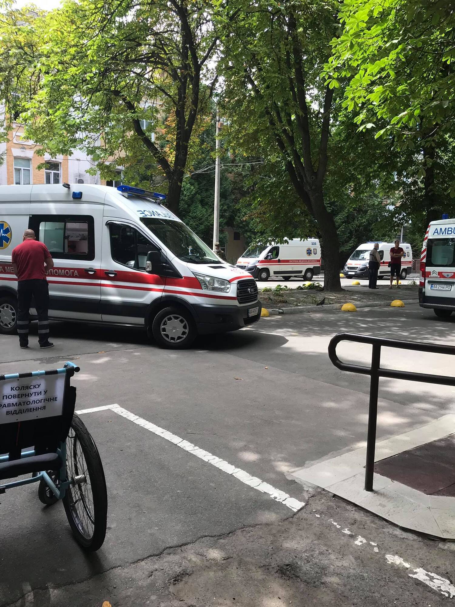 В Киев доставили раненых бойцов с Донбасса