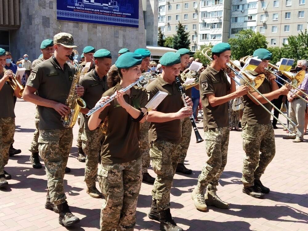 Похорон Артема Козія в Южноукраїнську.