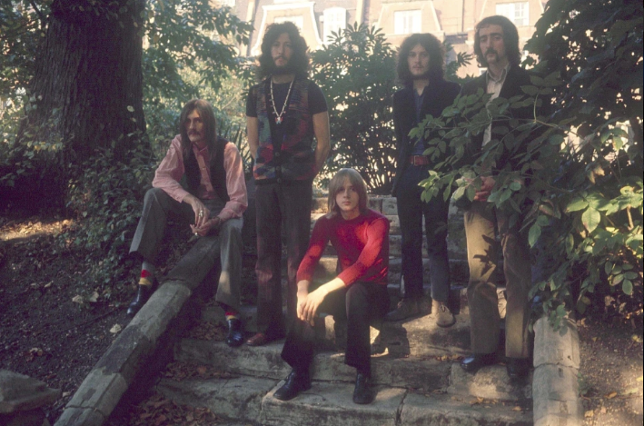 Слева: Мик Флитвуд, Питер Грин, Дэнни Кирван, Джереми Спенсер и Джон Макви в 1969 году.