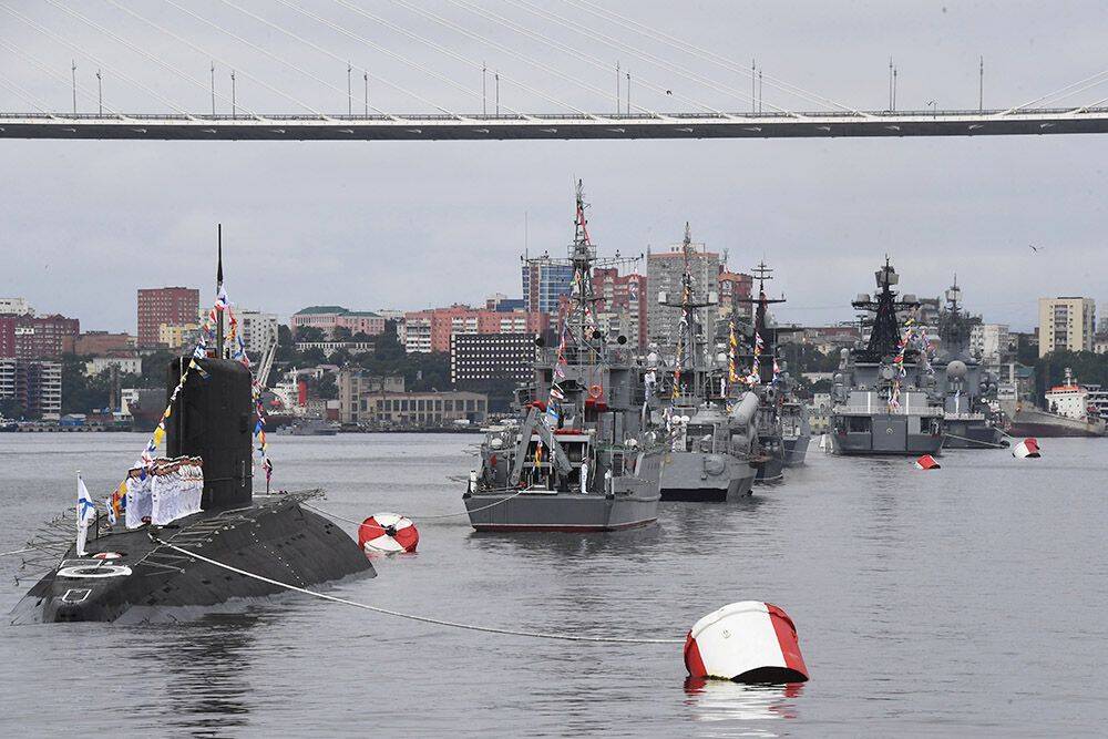 Парад ВМФ в Петербурге