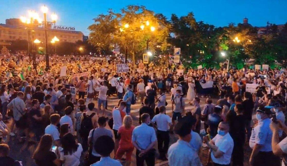 Акции протеста в Хабаровске не утихают уже третью неделю