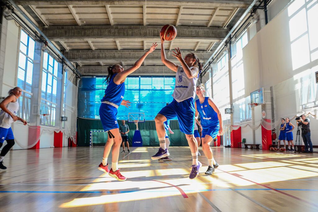 Женская сборная Украины по баскетболу провела открытую тренировку