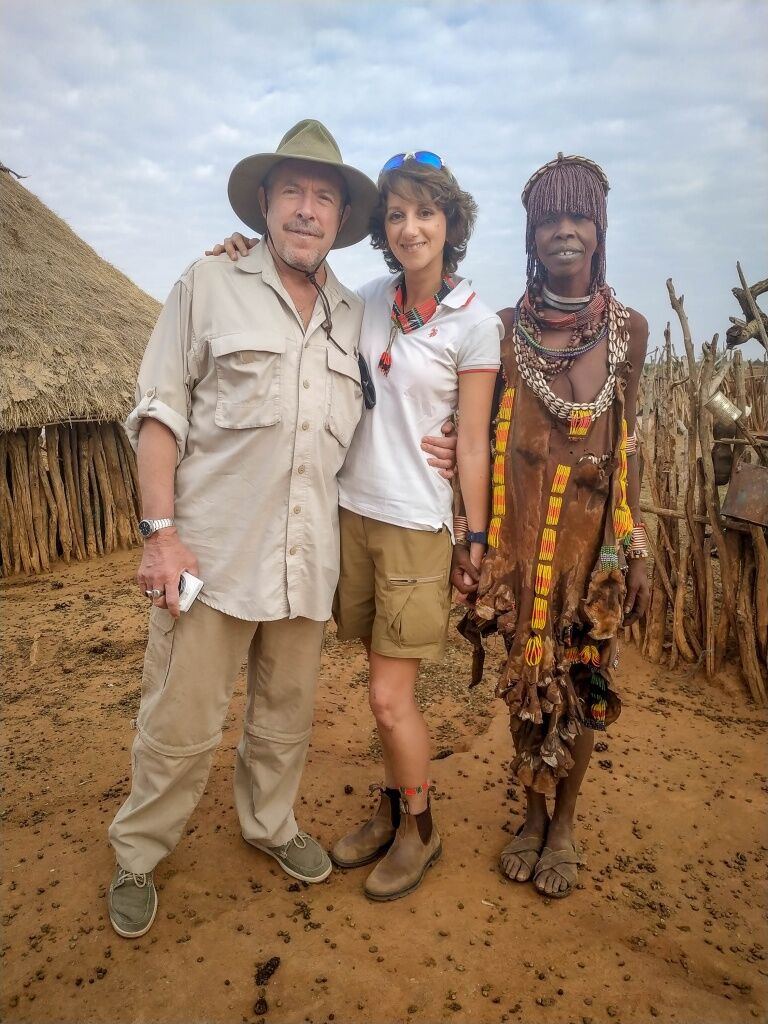 Андрій Макаревич з молодою дружиною в Африці