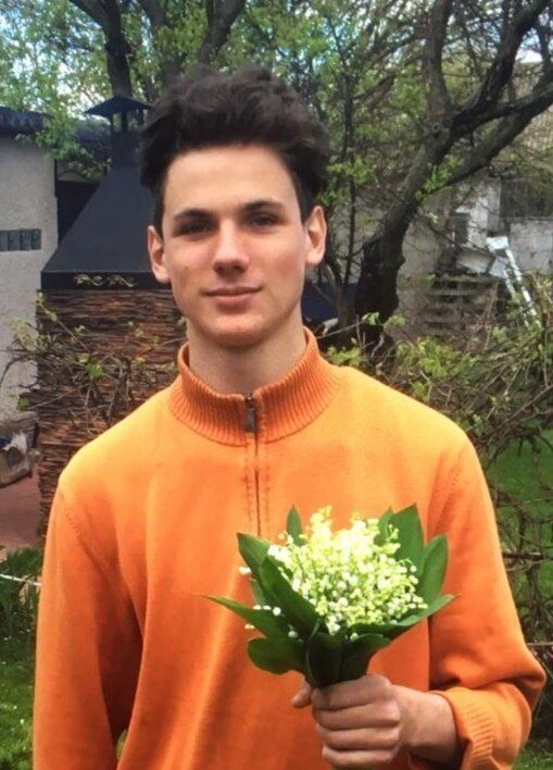 На Київщині зник 17-річний хлопець з рюкзаком Glovo