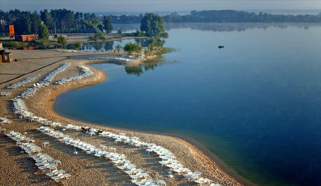 Блакитне озеро у Підгірцях