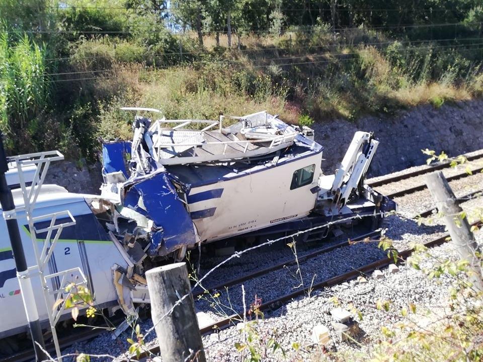 Біля португальського міста Суре високошвидкісний потяг зазнав аварії