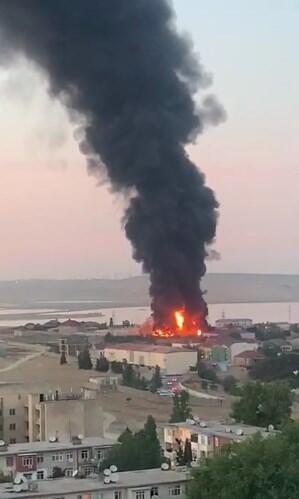 Пожежа на фабриці в Баку