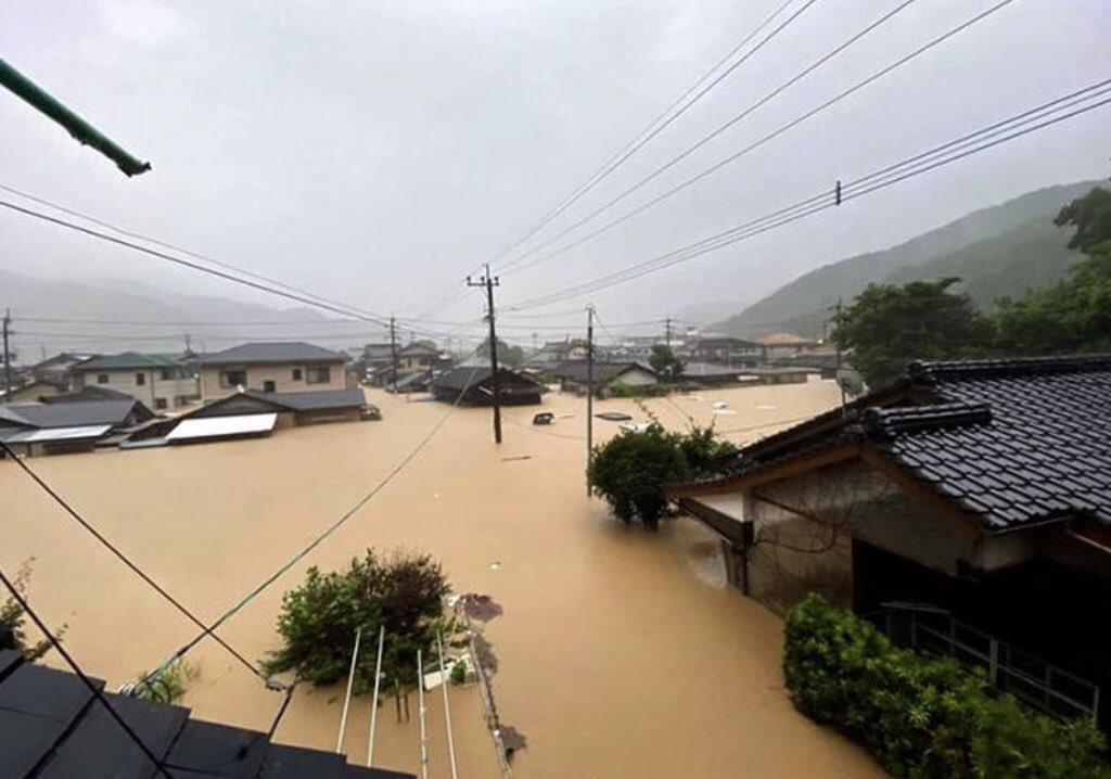 Последствия наводнений в Японии