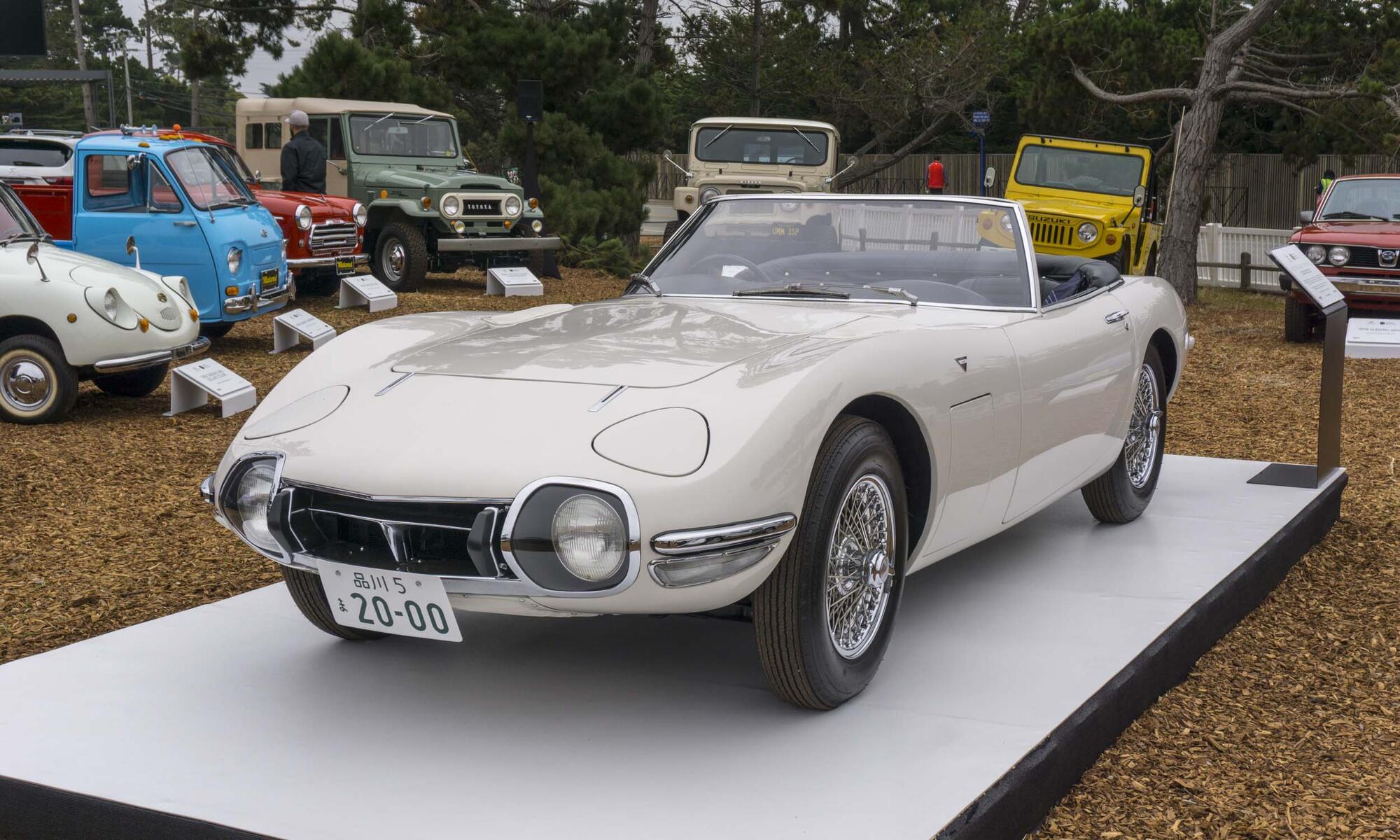 Родстер Toyota 2000GT з фільму "Живеш тільки двічі" демонструвався на конкурсі Pebble Beach Concours d'Elegance в 2018 році. фото: