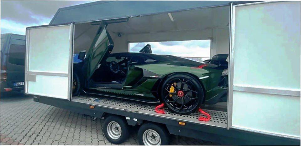 В Ривне зарегистрировали редкий Lamborghini