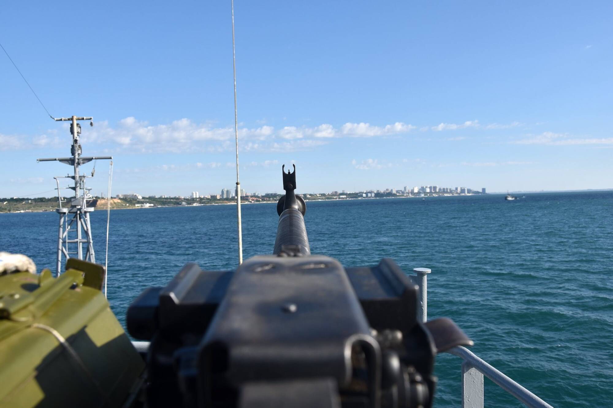 Боевые стрельбы в Черном море