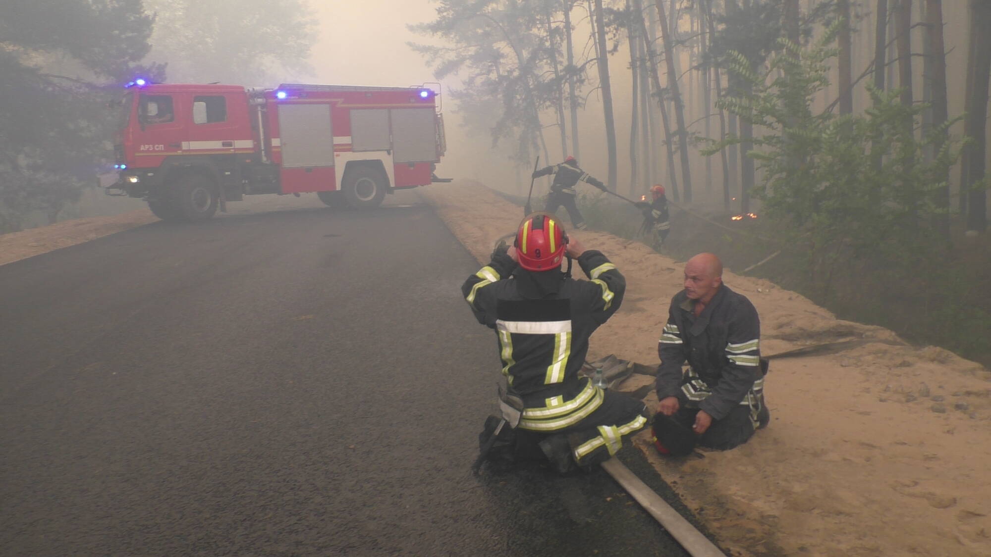 Спасатели локализовали пожары на Луганщине.
