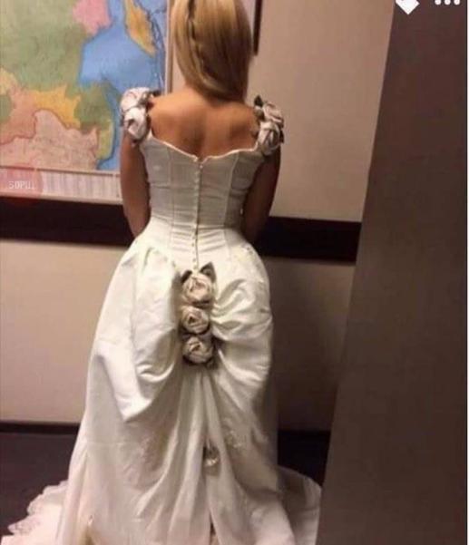У мережі висміяли весільну сукню нареченої через дивну деталь на сідницях