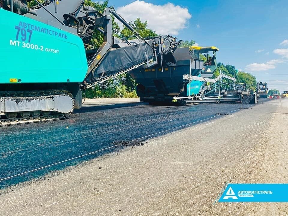 Стартовал ремонт самой "убитой" трассы от Днепра до Кривого Рога