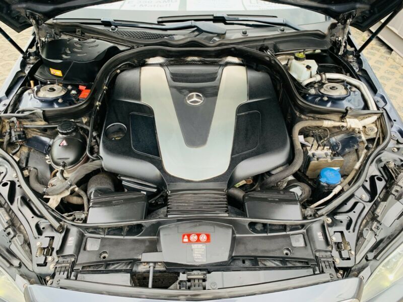 Mercedes E-Class 2016 року з пробігом 422 000 км.