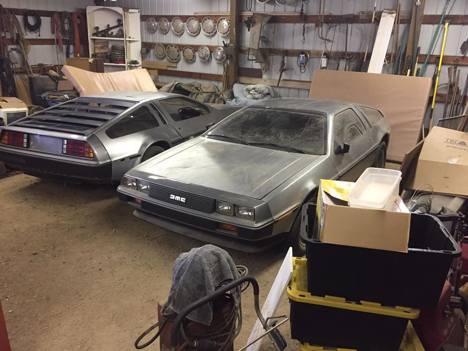 DeLorean DMC-12 из сарая, которые продают по $50 000.