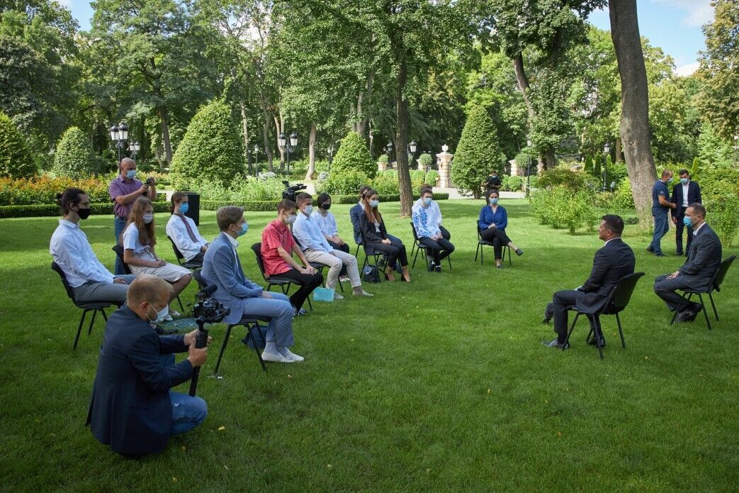 Владимир Зеленский на встрече с лучшими выпускниками Украины