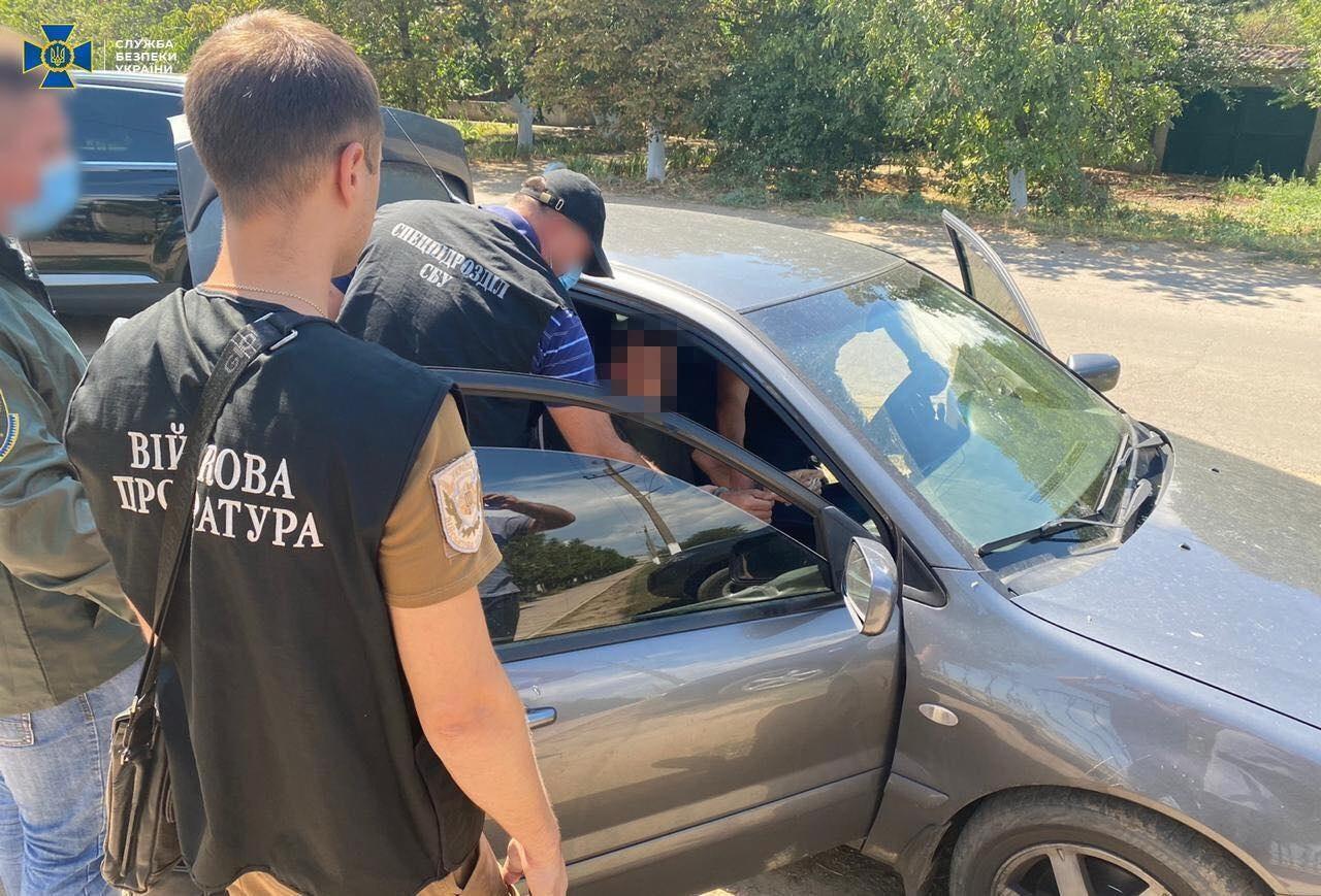 СБУ на Одещині спіймала прикордонників на сприянні контрабанді цигарок