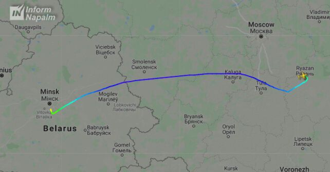 Білоруський військовий літак здійснив рейс на російську авіабазу.