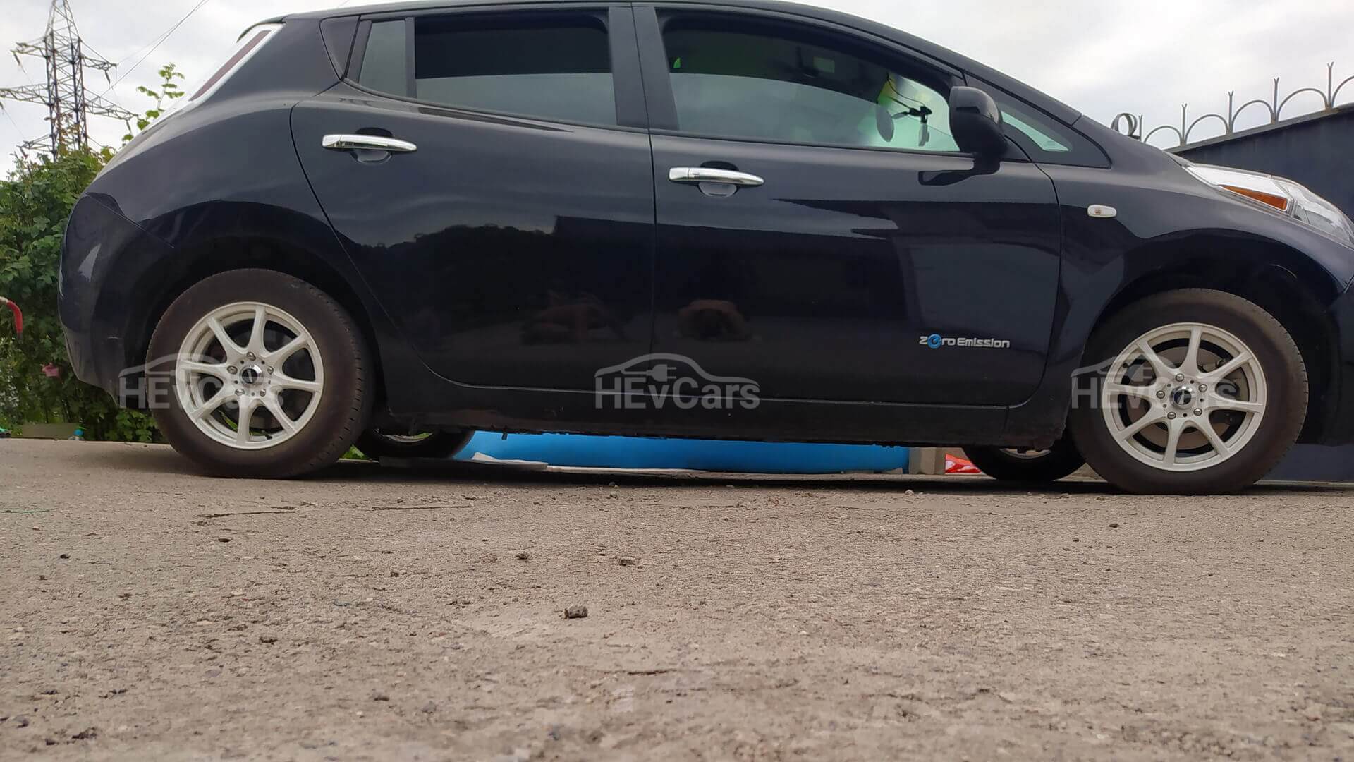 Nissan Leaf 2014 року зі АКБ на 62 кВтг.