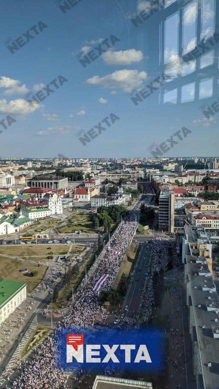 Многотысячный марш в Минске.