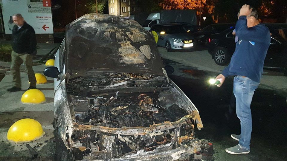Журналисту сожгли авто под Киевом