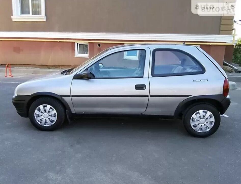 Opel Corsa за 1600 евро.