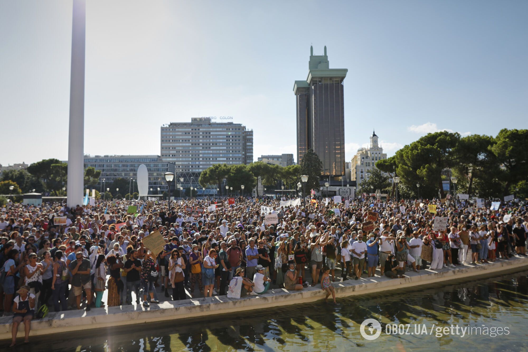 Акция протеста против усиления карантина в Мадриде