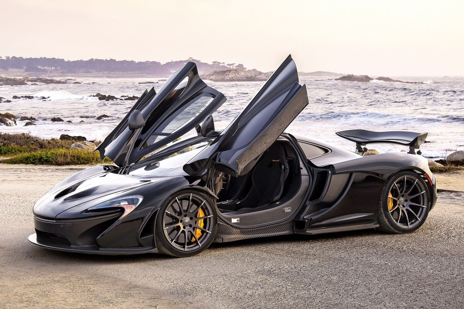 McLaren P1 LM.