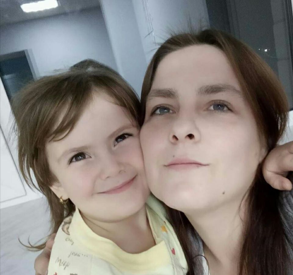 На Київщині зникла мама Аліна Созанська з донькою Анастасією, а також син Михайло