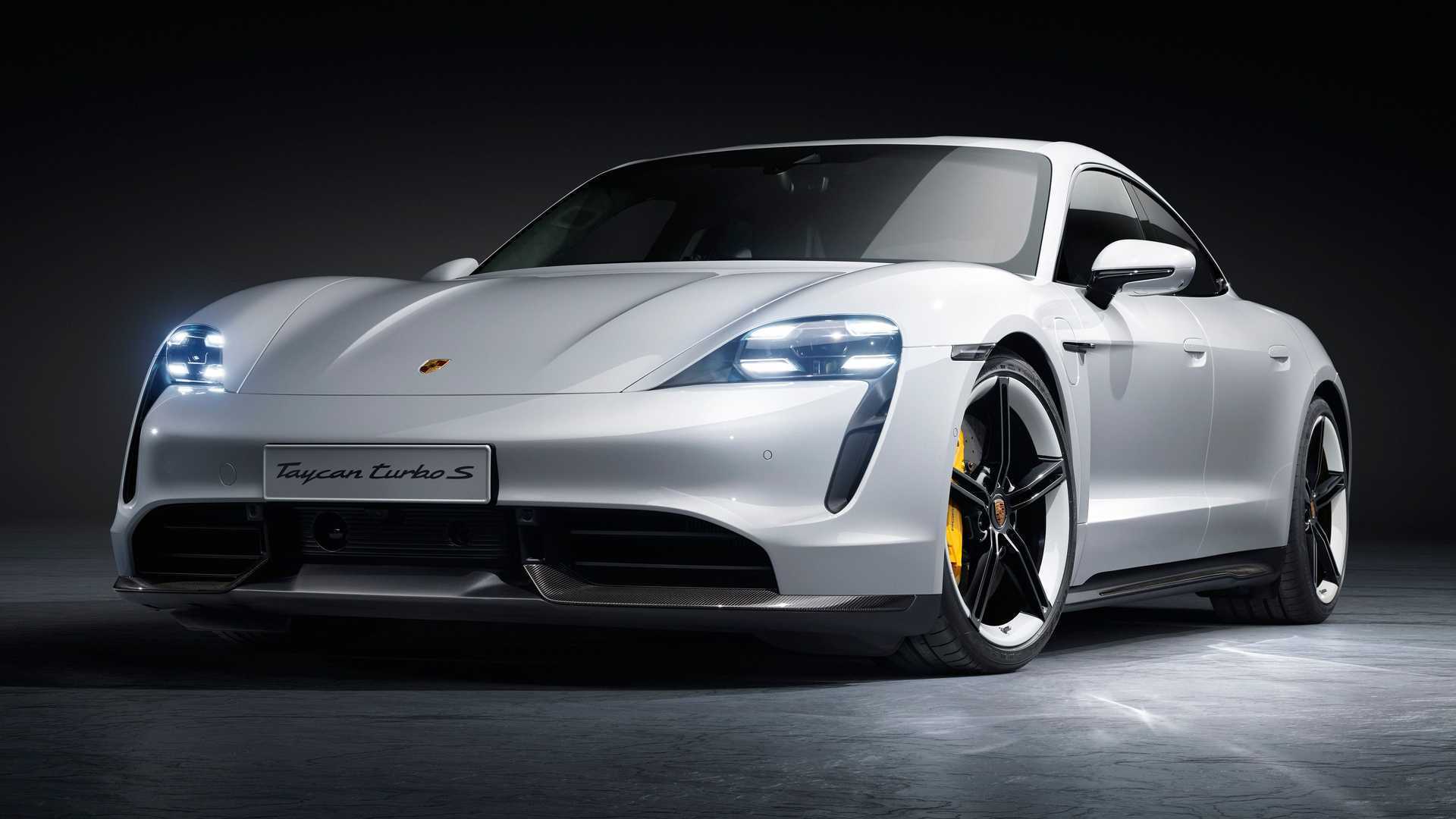 Porsche Taycan 2021.