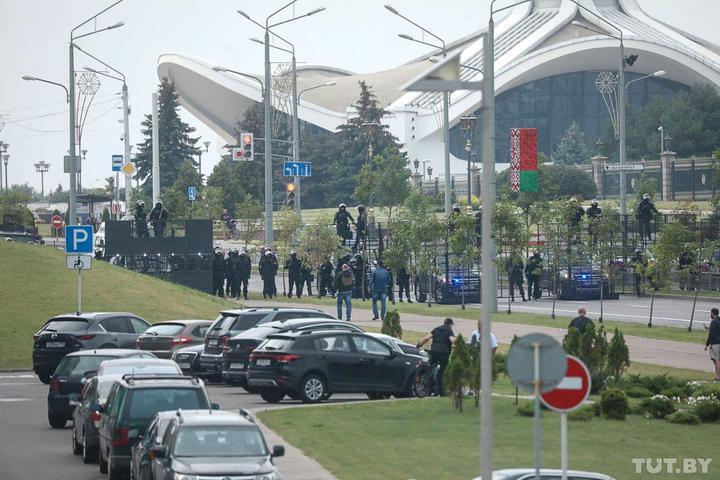 Правоохранители на месте протеста