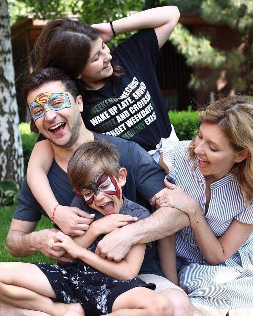 Владимир и Елена Зеленские с детьми (Instagram Владимира Зеленского)