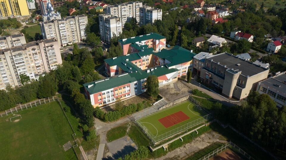 В Трускавце близится к завершению реконструкция школы №2