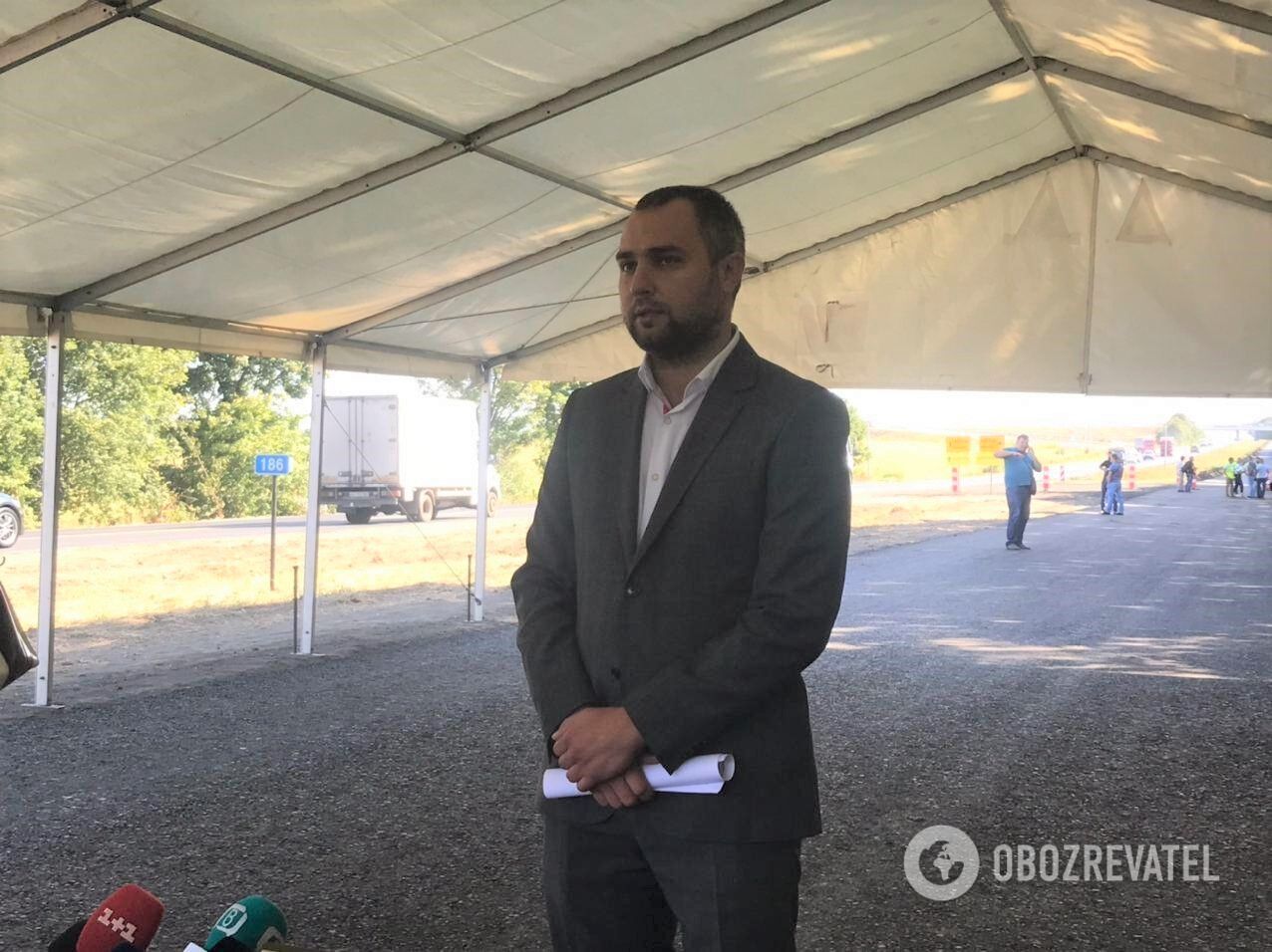 Начальник службы автодорог в Днепропетровской области Дмитрий Чумаченко рассказал о масштабных ремонтах