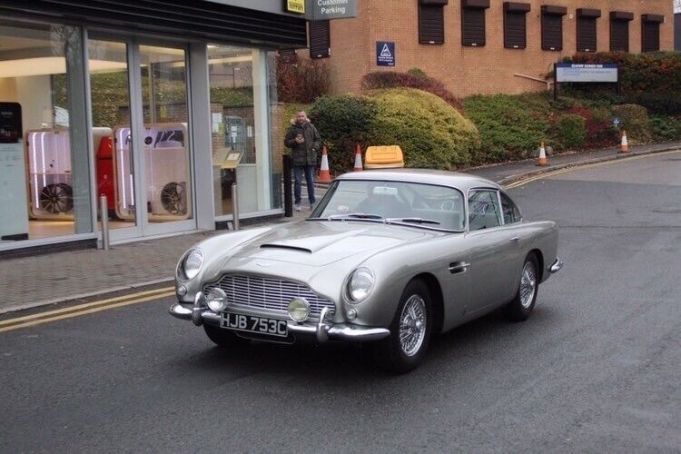 Aston Martin DB5 оценивают в $1 300 000.