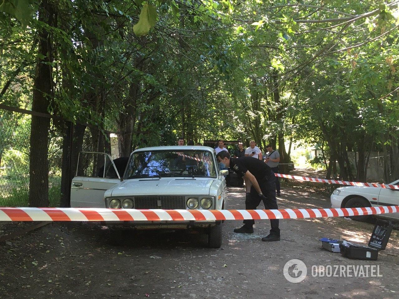 Взрывотехники нашли чеку от гранаты в бардачке транспортного средства