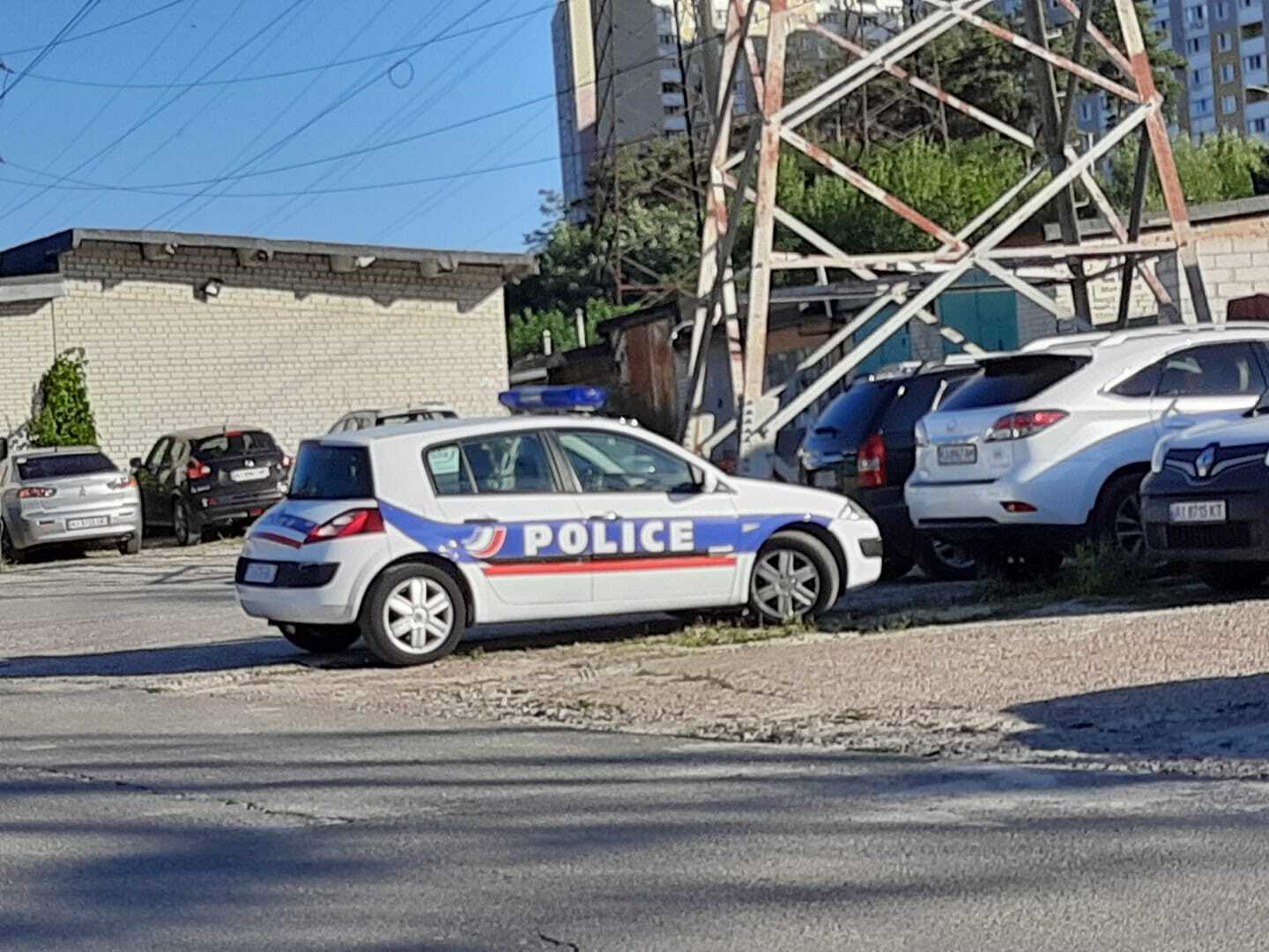 Renault Megane французской полиции в Киеве.