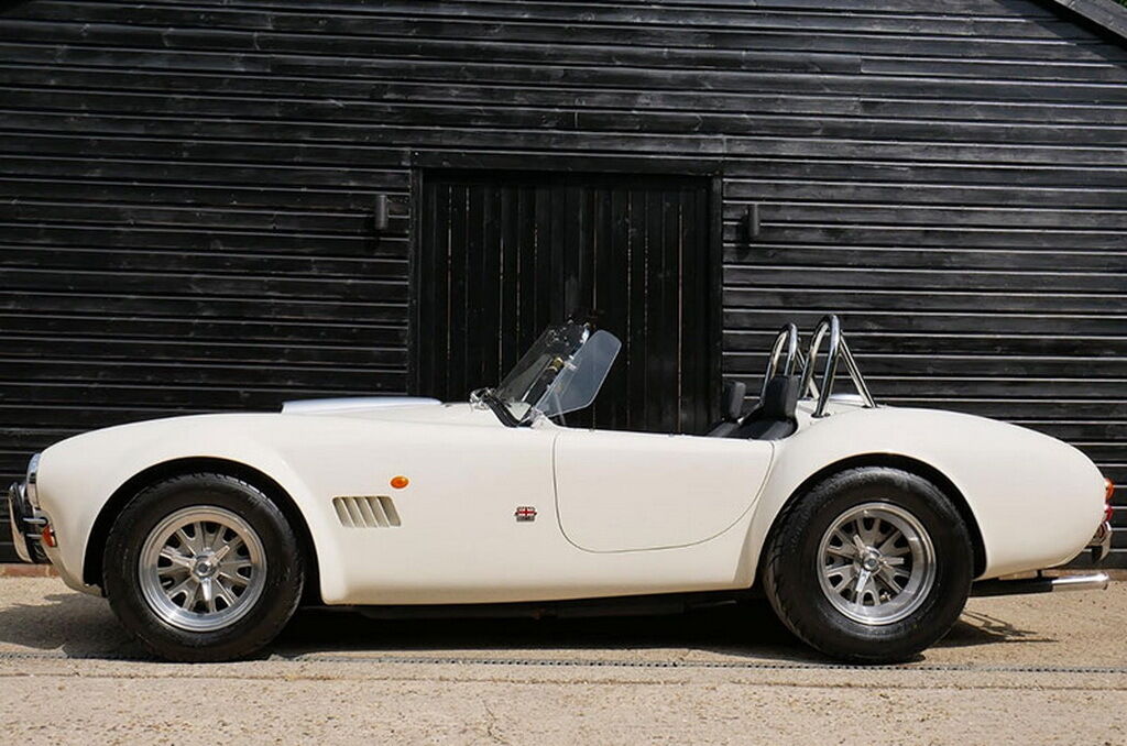 2020 AC Cobra 378 Superblower. Фото: