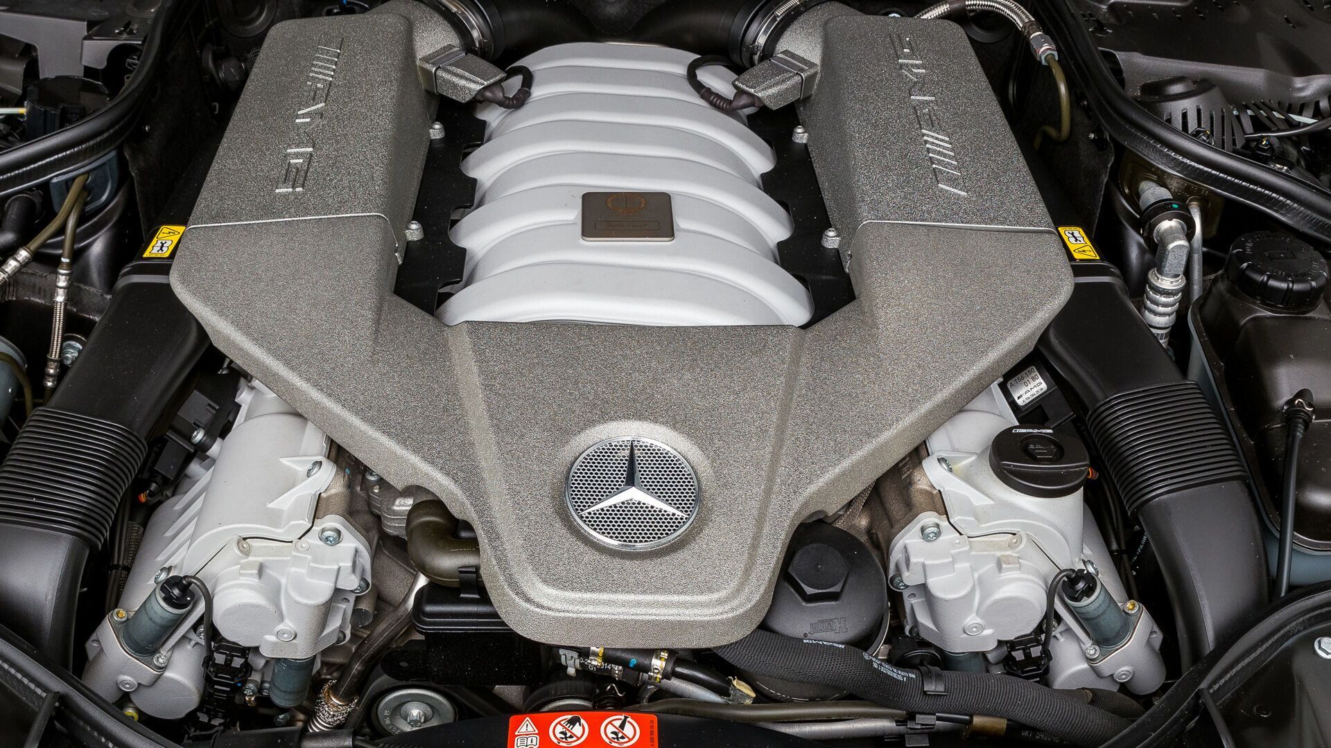 Mercedes-Benz E 63 AMG W211 2006 года без пробега.