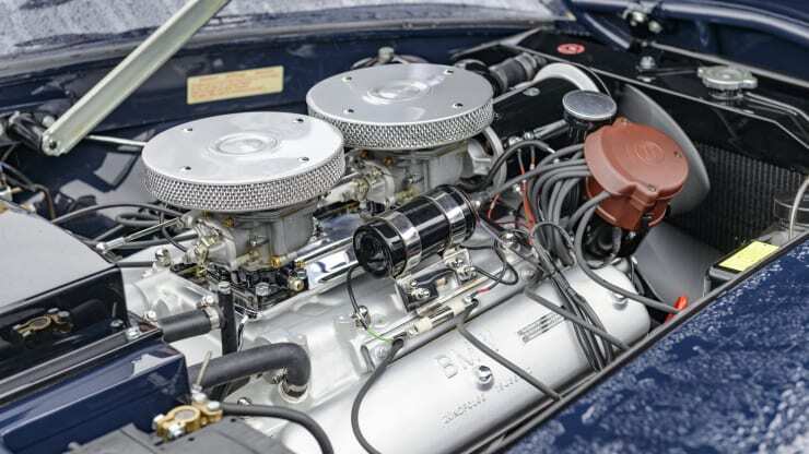 BMW 507 оснащался впечатляющим мотором V8.